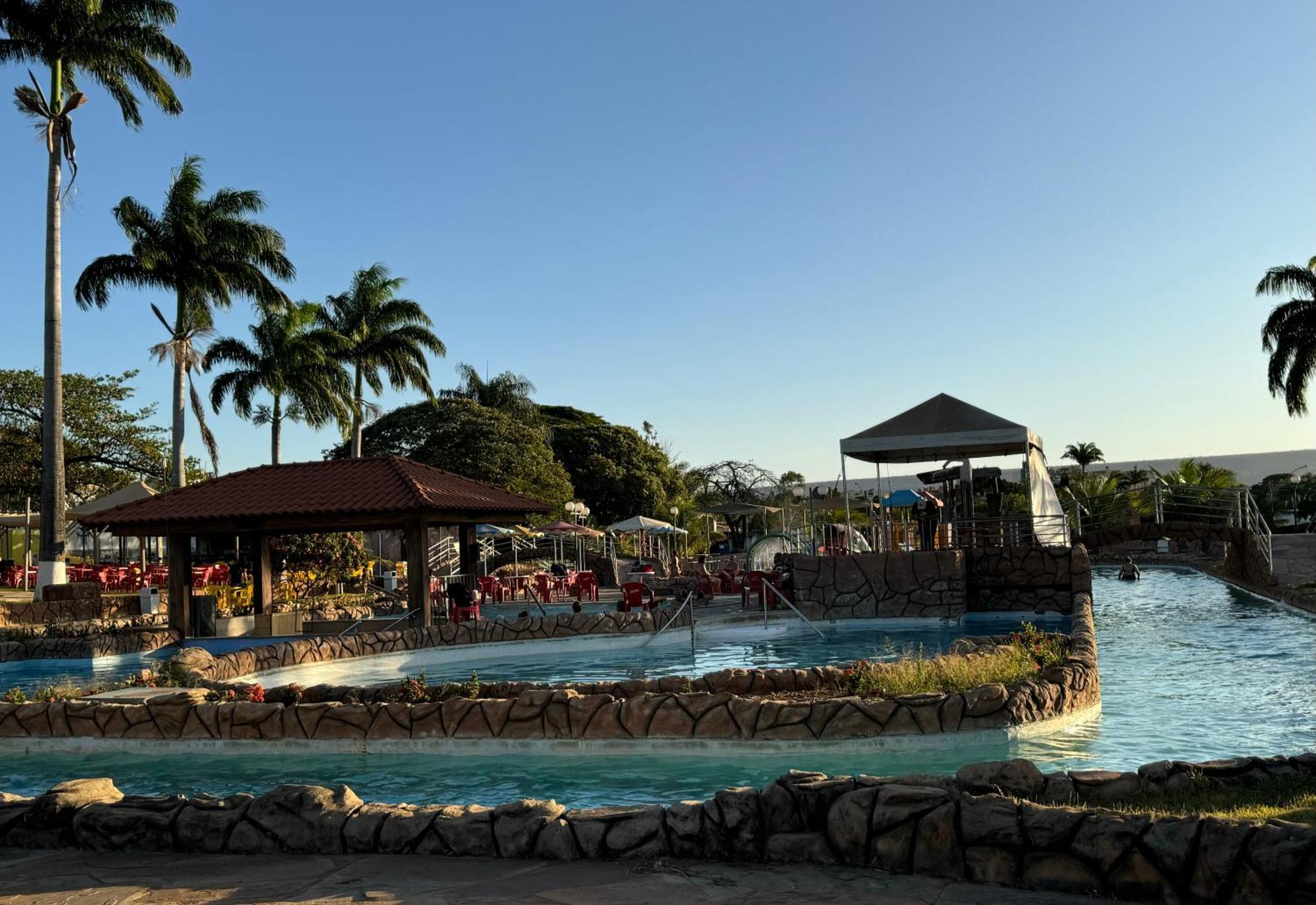 Acquaville Flat E Parque Aquatico Caldas Novas Eksteriør bilde