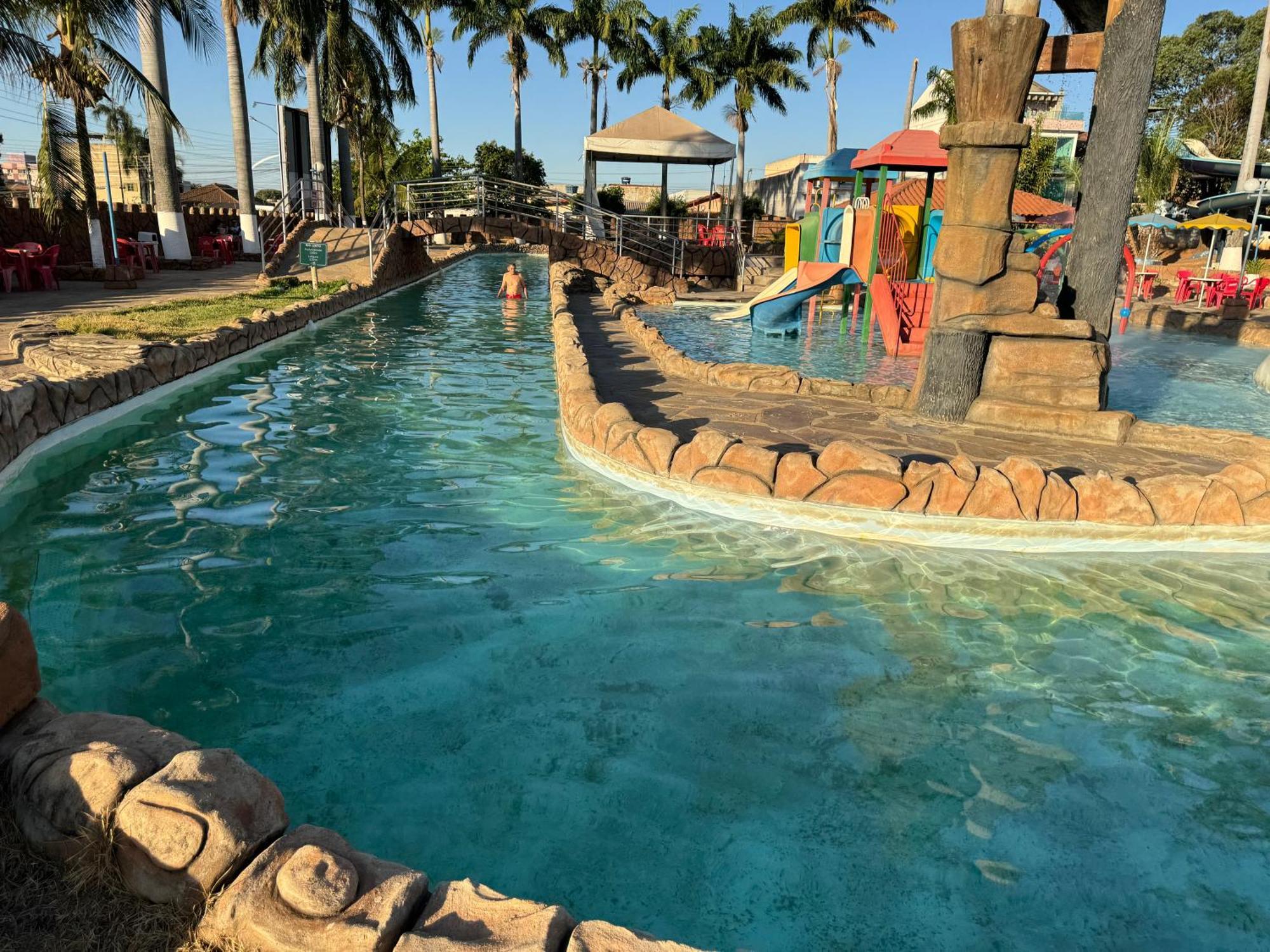 Acquaville Flat E Parque Aquatico Caldas Novas Eksteriør bilde