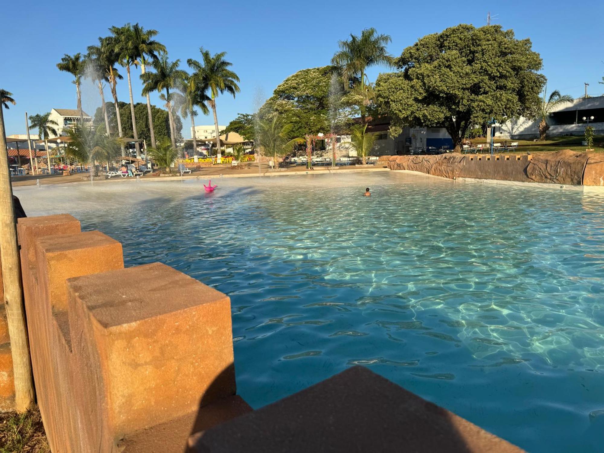 Acquaville Flat E Parque Aquatico Caldas Novas Eksteriør bilde